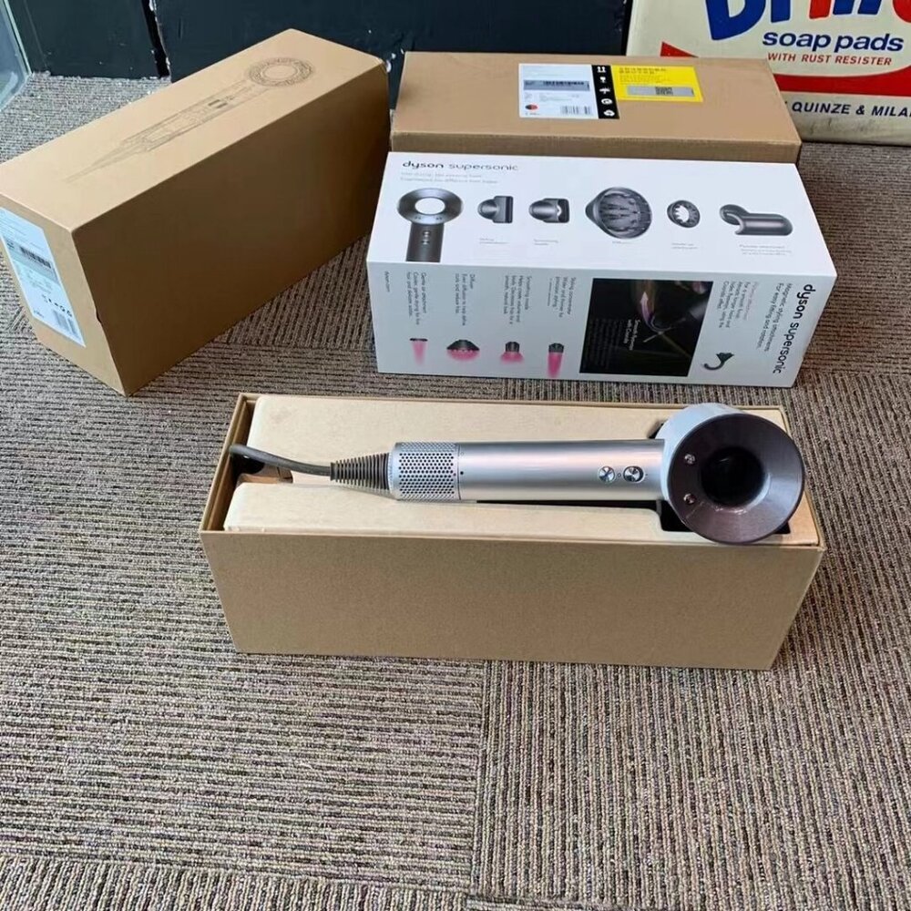 BRAND NEW IN BOX Dyson Supersonic Hair Dryer White/Silver